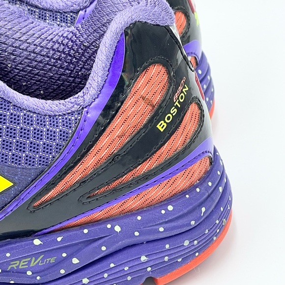 RARE New Balance 890v3 Boston Marathon 2013 Purple GITD Running Shoe Women’s 7 - Picture 12 of 13